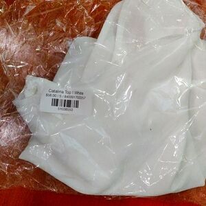 Rumored Catalina white top, size small, NWT